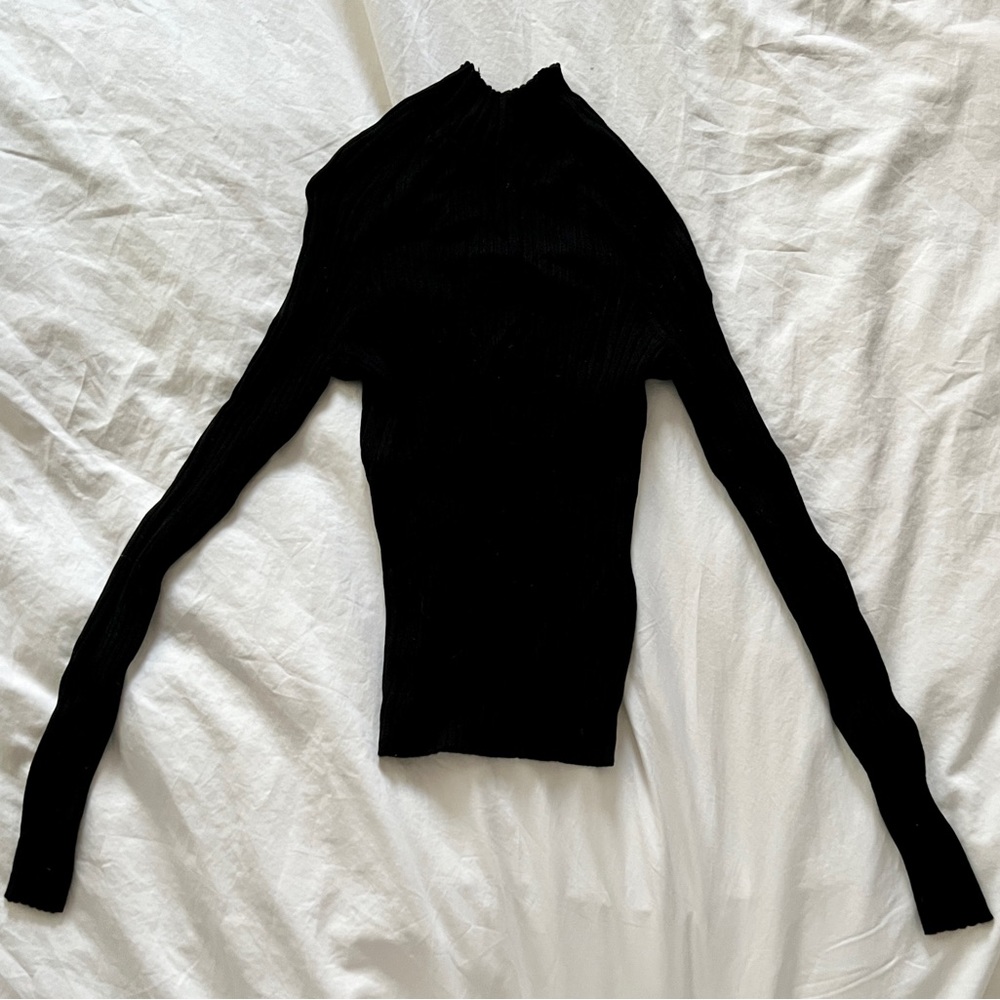 ZARA BLACK HIGH NECK SWEATER— US S